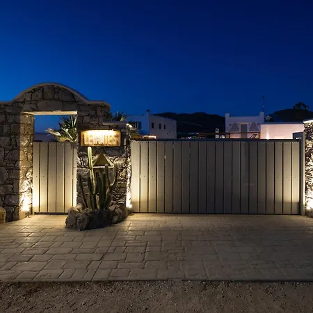 Levantes House Mykonos Ano Mera